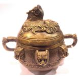 Chinese seal mark bronze lidded box/censor with Xuande mark, H: 80 mm. P&P Group 1 (£14+VAT for