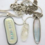 Three 925 silver pendant necklaces, combined 21g. P&P Group 1 (£14+VAT for the first lot and £1+