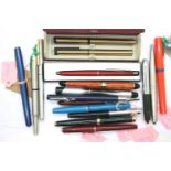 Selection of fountain pens. P&P Group 1 (£14+VAT for the first lot and £1+VAT for subsequent lots)