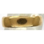 18ct gold wedding band, size O, 2.7g. P&P Group 1 (£14+VAT for the first lot and £1+VAT for