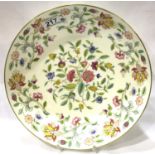 Minton Haddon Hall deep bowl, D:29 cm. No cracks, chips or visible restoration. P&P Group 2 (£18+VAT
