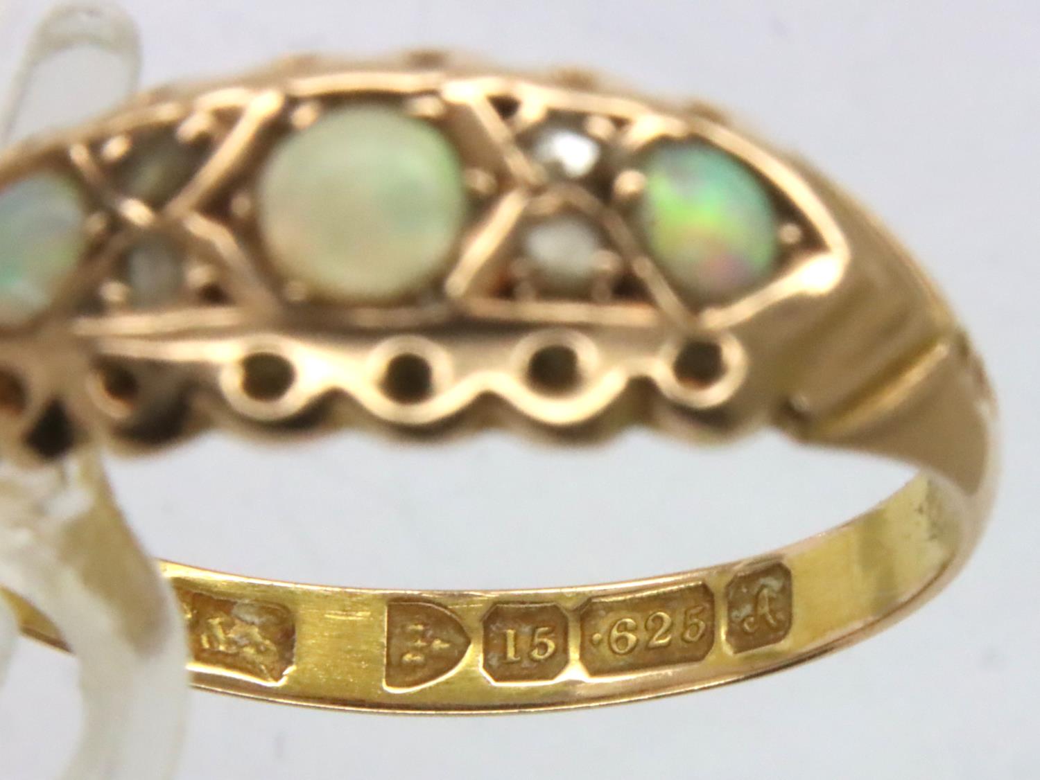 15ct gold opal set ring, size O, 1.8g. Good condition, hallmarks clear, no visible damage, ring is - Image 3 of 3