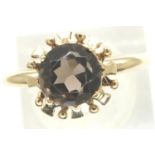 9ct gold smoky quartz solitaire ring, size N/O, 2.4g. P&P Group 1 (£14+VAT for the first lot and £