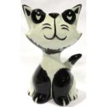 Lorna Bailey limited edition cat, Boggles, 1/1, H: 13 cm. No cracks, chips or visible restoration.