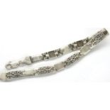 925 silver link bracelet, L: 19 cm, 14g. P&P Group 1 (£14+VAT for the first lot and £1+VAT for