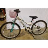 Childs Apollo vinid 12 inch frame 15 speed front suspension bike. Not available for in-house P&P,