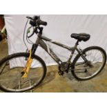 Apollo jewel 18 inch frame 18 speed front suspension ladies bike. Not available for in-house P&P,