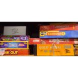 Selection of board games and a 2000 piece jigsaw to include Connect4, Home Alone etc. Not