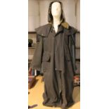 Country Wear extra long wax jacket, size M. P&P Group 3 (£25+VAT for the first lot and £5+VAT for