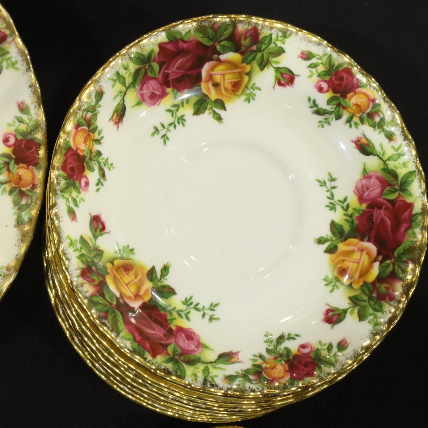 Twenty four pieces of Royal Albert tea and dinnerware in the Old Country Roses pattern, - Image 2 of 3