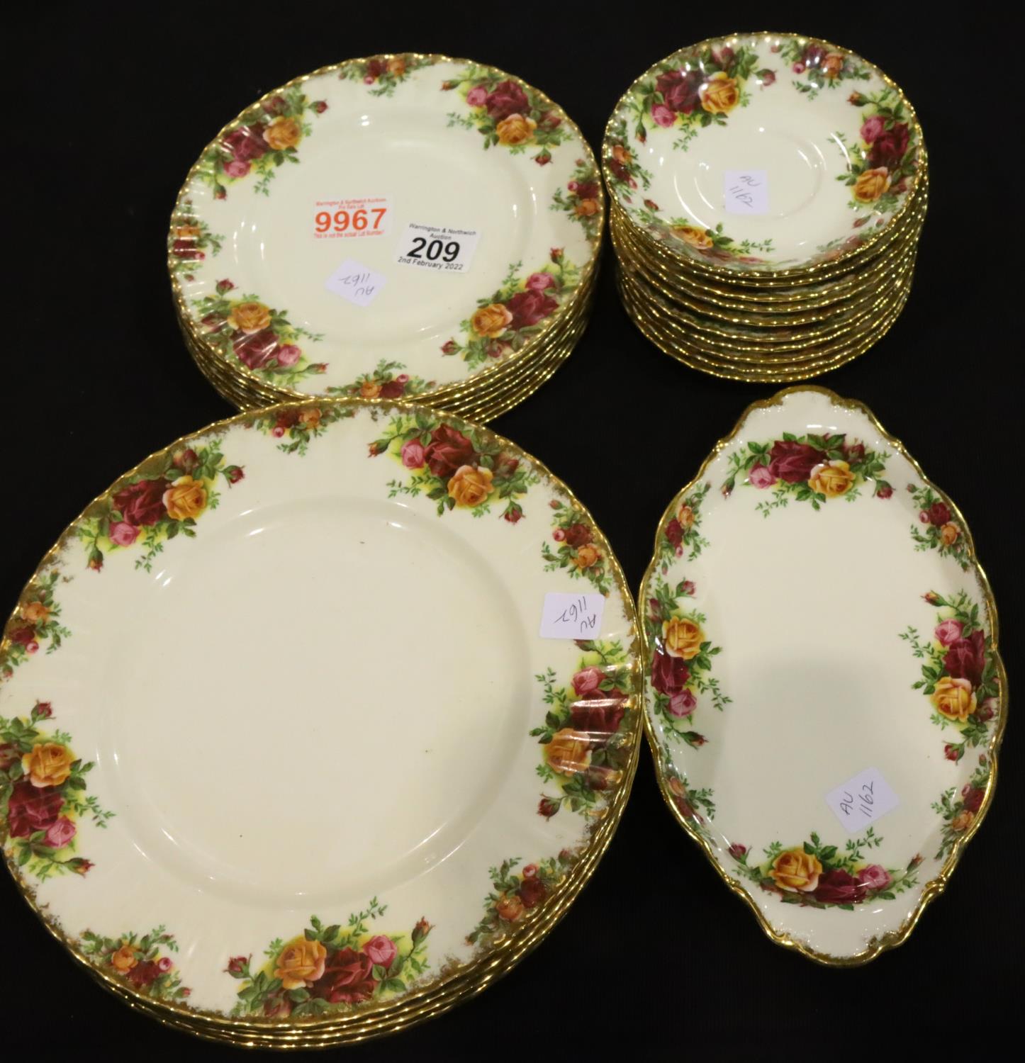 Twenty four pieces of Royal Albert tea and dinnerware in the Old Country Roses pattern,