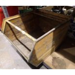 Large industrial lager fix Schafer storage crate, dated 1965, 50 x 50 x 32 cm. Not available for