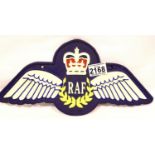 A modern cast iron RAF wall plaque, L: 35 cm. P&P Group 2 (£18+VAT for the first lot and £3+VAT