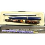 Five pens to include a cased Paper Mate fountain pen and a Parker Victory example. P&P Group 1 (£