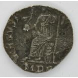 351 AD Constantius II silver siqua. P&P Group 1 (£14+VAT for the first lot and £1+VAT for subsequent