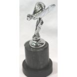 Spirit of Ecstasy on marble base, H: 13 cm. P&P Group 1 (£14+VAT for the first lot and £1+VAT for