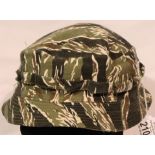 Vietnam War Tiger Boonie hat. P&P Group 2 (£18+VAT for the first lot and £3+VAT for subsequent lots)