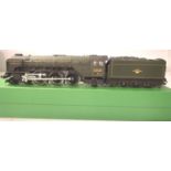 Hornby Class A2 Velocity 60538, Green, Late Crest, in very good to excellent condition, requires