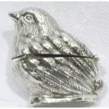 925 silver wren vesta case, H: 40 mm. P&P Group 1 (£14+VAT for the first lot and £1+VAT for