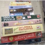 Large quantity of mixed jigsaws. Not available for in-house P&P, contact Paul O'Hea at Mailboxes