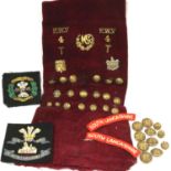 South Lancashire Regiment: brass uniform buttons, embroidered badges and shoulder titles. P&P