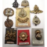 Ten WWI and later British cap badges. P&P Group 1 (£14+VAT for the first lot and £1+VAT for