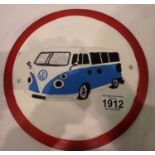 Cast iron VW Campervan plaque, D: 25 cm. P&P Group 2 (£18+VAT for the first lot and £3+VAT for