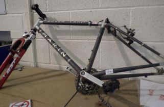 Marin Bobcat trail 18 inch mens bike frame. Not available for in-house P&P, contact Paul O'Hea at