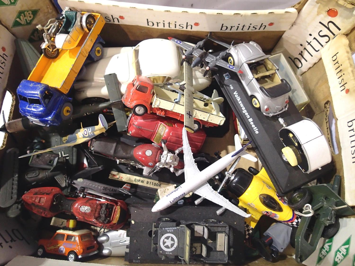 Selection of unboxed Diecast vehicles, Dinky toys, Corgi, Matchbox, Britains ect, cars, trucks,