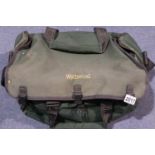 Heavy duty Wychwood fishing tackle bag with a groundsheet. P&P Group 3 (£25+VAT for the first lot