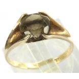 9ct gold smoky quartz ring, size M, 2.2g. P&P Group 1 (£14+VAT for the first lot and £1+VAT for