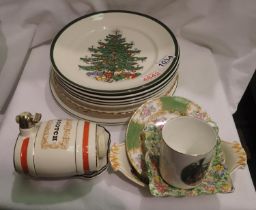 Mixed ceramics to include Christmas plates. Not available for in-house P&P, contact Paul O'Hea at