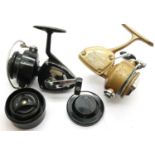 Two fixed spool reels including a Diamond Super Deluxe 777. P&P Group 1 (£14+VAT for the first lot