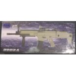 New boxed 6mm BB assault rifle, model 8902A. P&P Group 2 (£18+VAT for the first lot and £3+VAT for