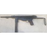 Portuguese FBP SMG, full moving parts. P&P Group 3 (£25+VAT for the first lot and £5+VAT for