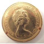 1979 full sovereign of Elizabeth II. P&P Group 0 (£5+VAT for the first lot and £1+VAT for subsequent