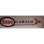 Cast iron Esso garage arrow, W: 45 cm. P&P Group 1 (£14+VAT for the first lot and £1+VAT for