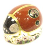 Royal Crown Derby ladybird with silver stopper, L: 60 mm. No cracks, chips or visible restoration.