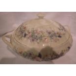 Wedgwood lidded tureen in the Angela pattern, D: 20 cm. Not available for in-house P&P