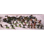 Mixed plastic soldiers including Britains. P&P Group 1 (£14+VAT for the first lot and £1+VAT for