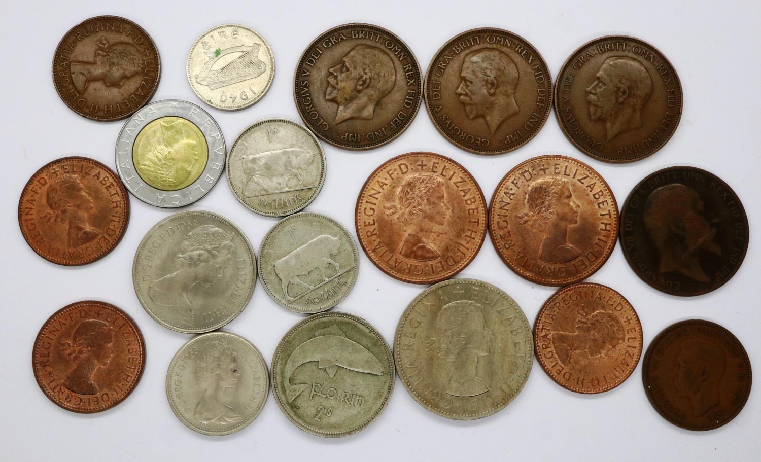 Selection of mixed coinage including 1967 half crown and six one pennies from 1906-1967 and - Image 2 of 2