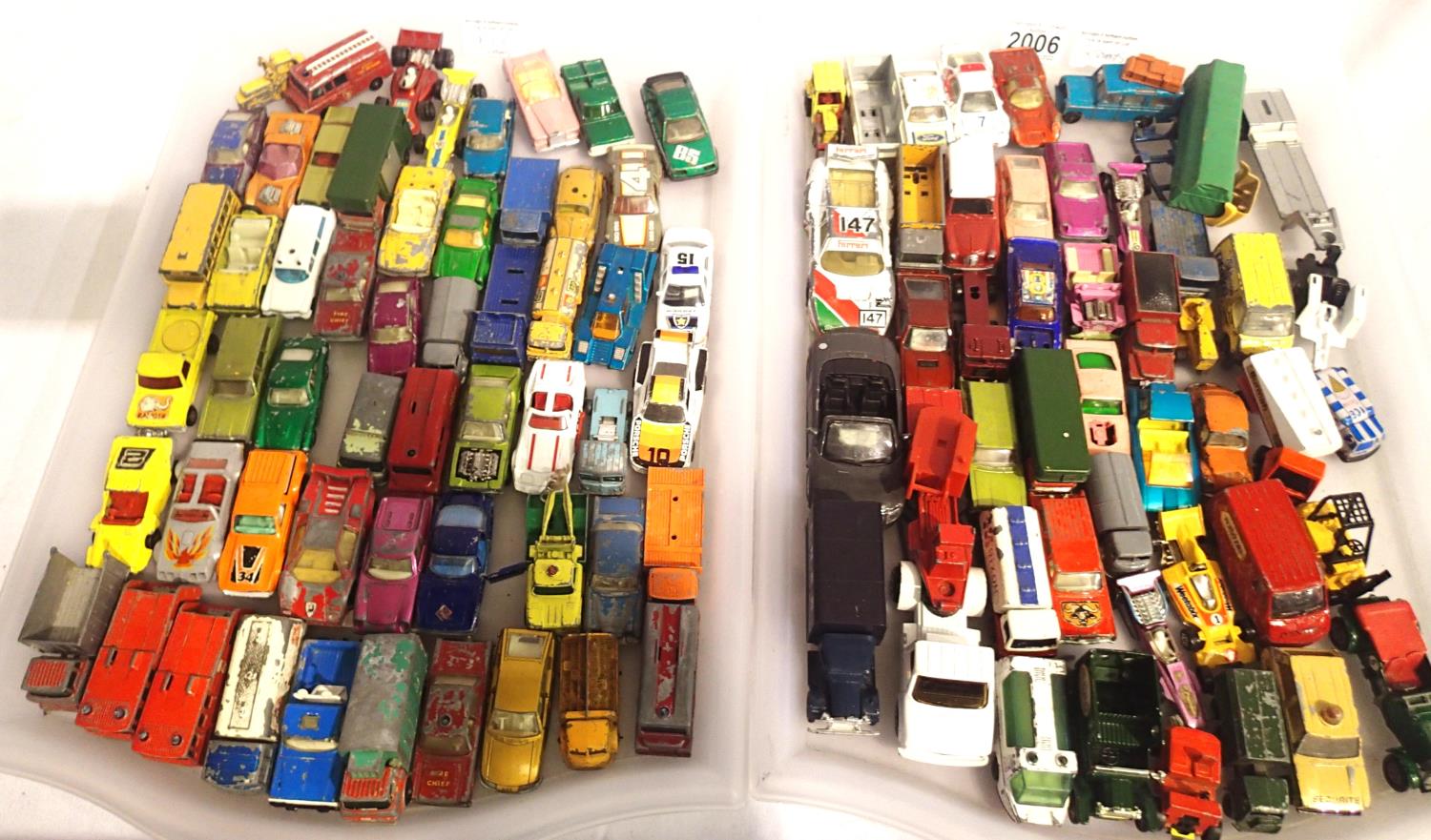 Selection of 80 plus assorted diecast vehicles, mostly Matchbox including early examples. Mostly