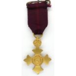 9ct gold miniature OBE medal, D: 21 mm, 4.8g. P&P Group 1 (£14+VAT for the first lot and £1+VAT