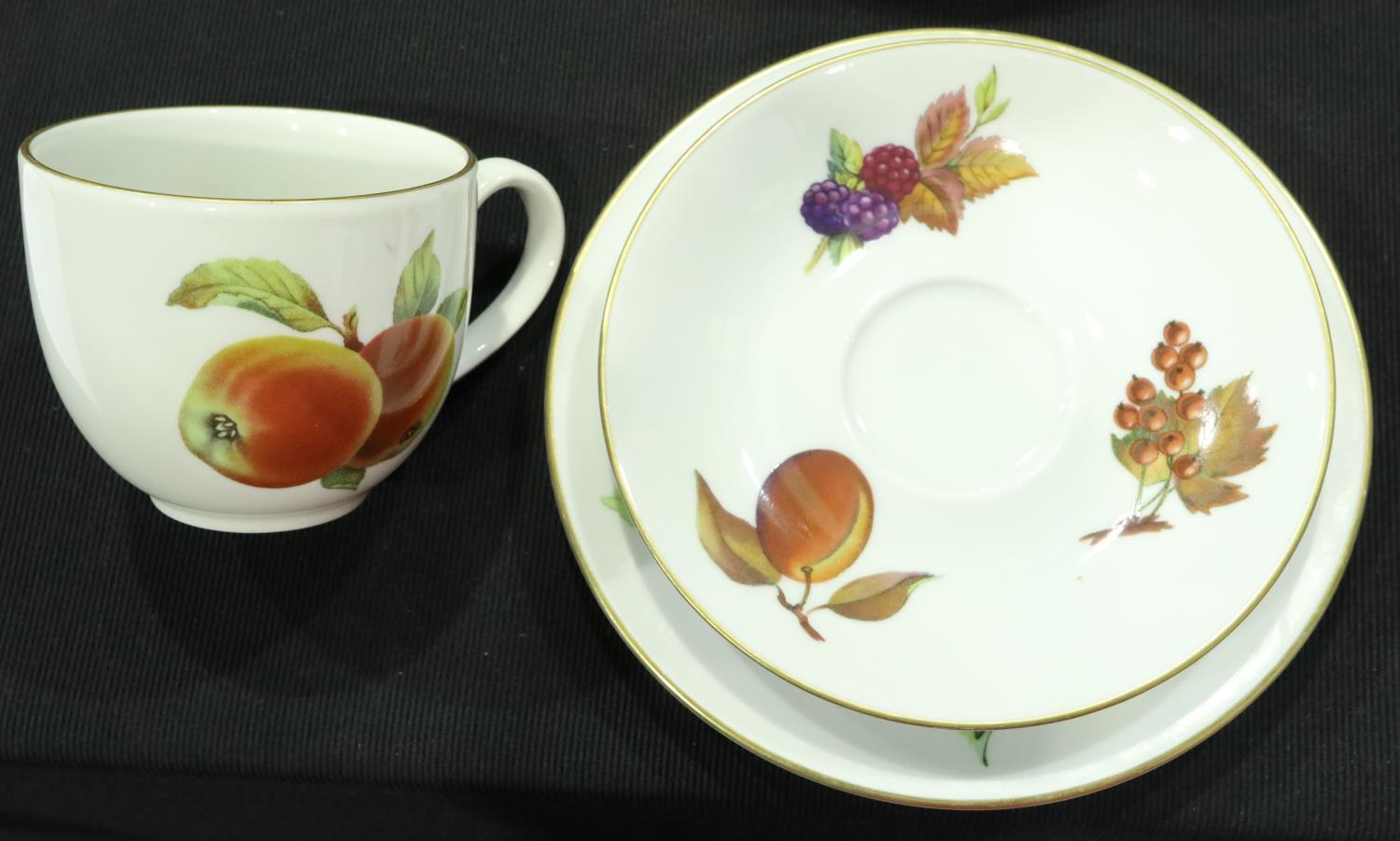 Quantity of Royal Worcester Evesham tableware, twenty seven pieces, wear to gilt with some use - Image 2 of 3