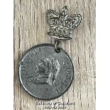 VICTORIAN JUBILEE BADGE, APPROX 15G