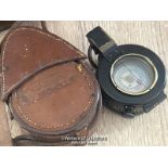 WW2 FIELD COMPASS T.G. CO. LTD LONDON 1942 WITH LEATHER CASE