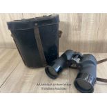 LARGE PAIR OF CANADIAN BINOCULARS DATED 1944, C.G.B. 40 MA 7X50 17233-C WITH LEATHER CASE
