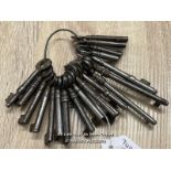 SELECTION OF 20 ASSORTED KEYS