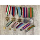 *COLLECTION OF BRITISH ALLIED WW2 SERVICE MEDALS,INCLUDING MEDAL MINITURES INCLUDING 3X FULL SIZE