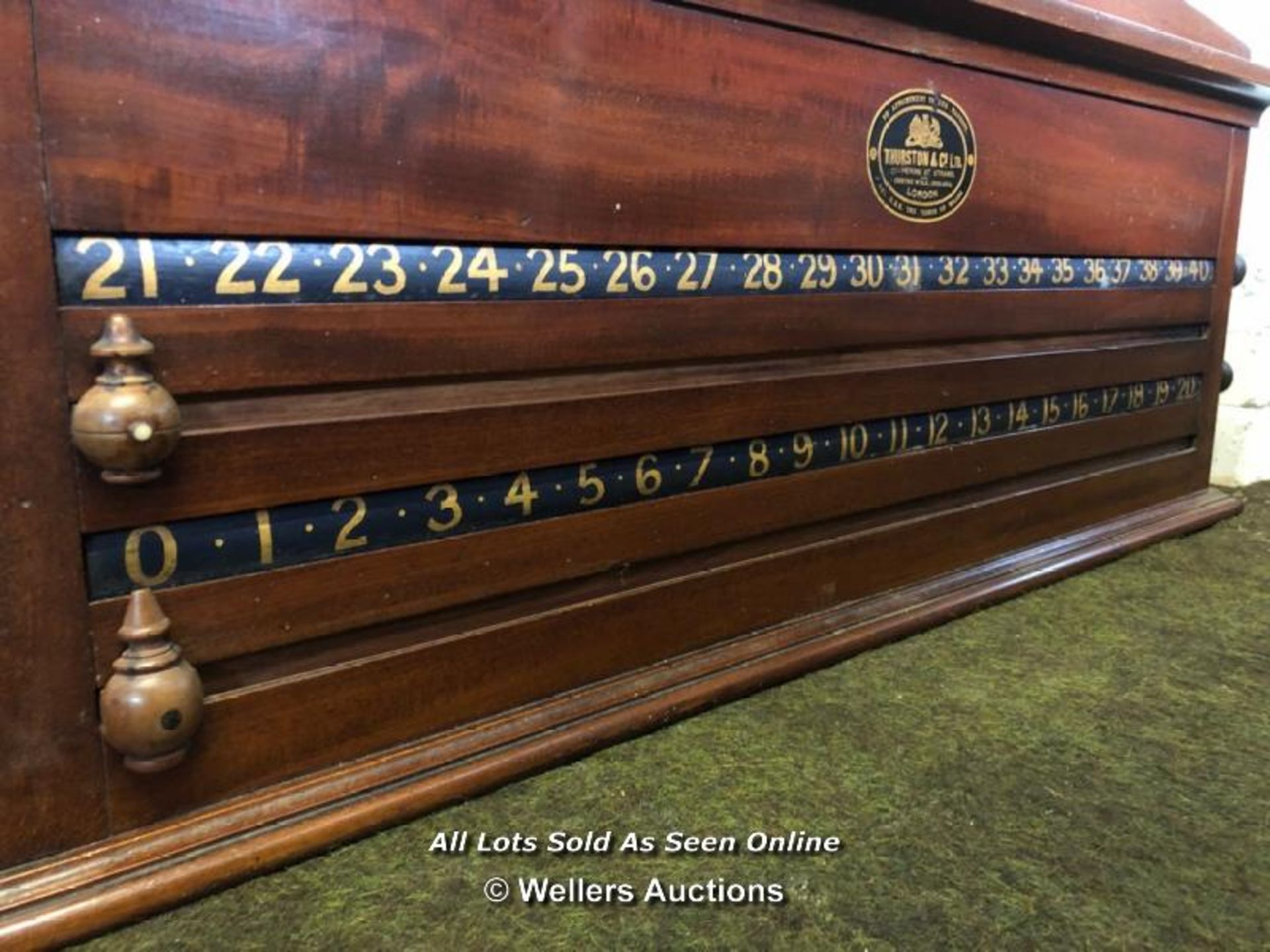 THURSTON & CO. LTD BILLIARD ROLLER SCOREBOARD & SLIDER WITH RAISED PEDIMENT, GOLD LEAF LETTERING - Image 2 of 3